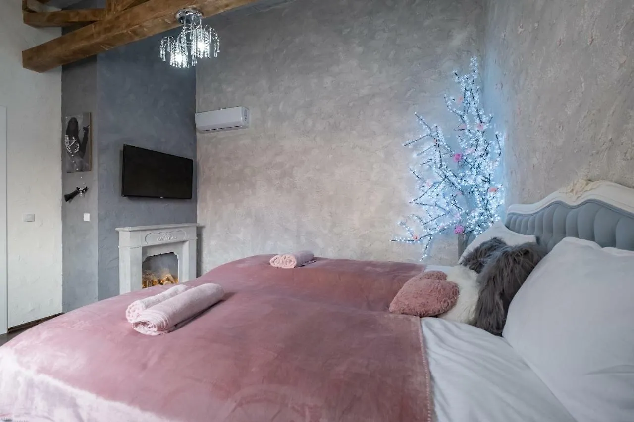 1-Bedroom Designer Apartment On Hristo Belchev Str Sofia