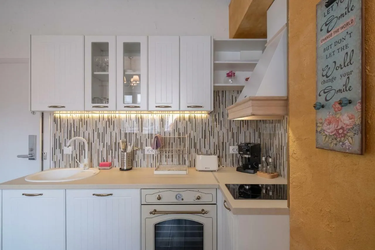 1-Bedroom Designer Apartment On Hristo Belchev Str Sofia
