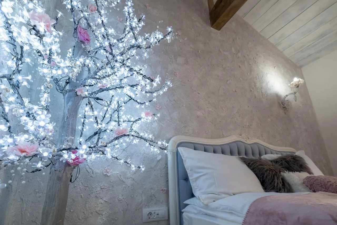1-Bedroom Designer Apartment On Hristo Belchev Str Sofia