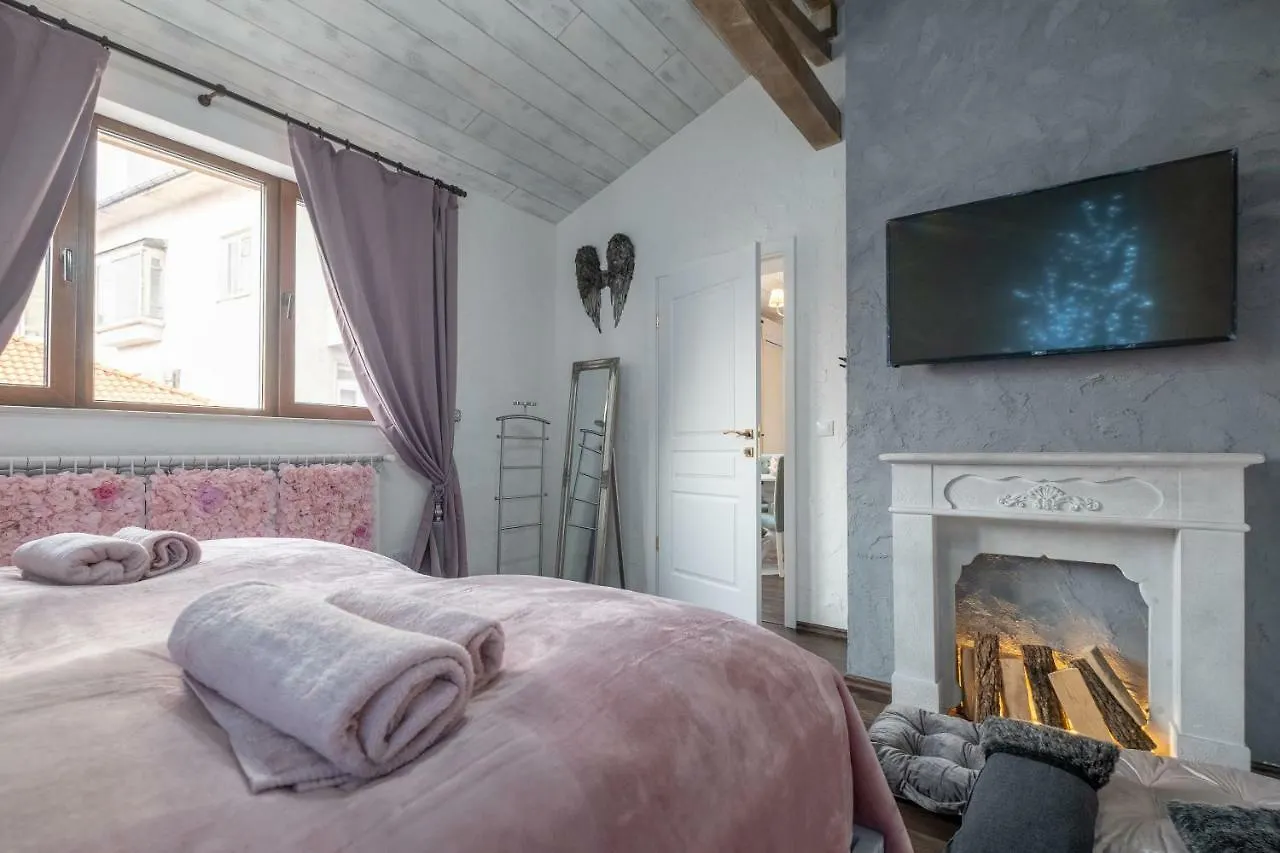 1-Bedroom Designer Apartment On Hristo Belchev Str Sofia